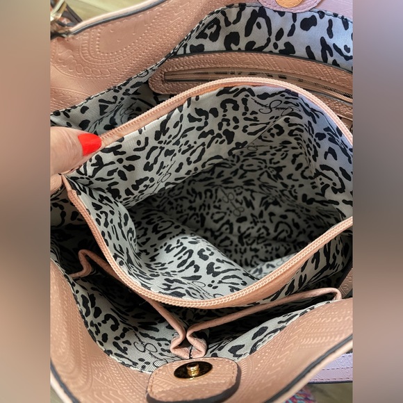 Gold Studded Embellish Oversized Bag - Picture 4 of 13